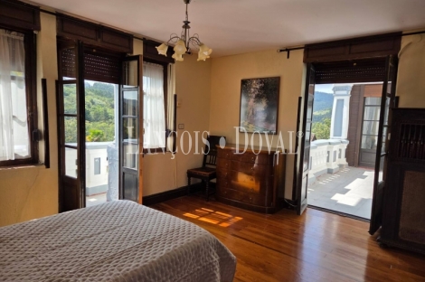 Asturias. Casa colonial en alquiler para eventos y celebraciones.