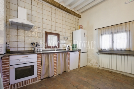 Toledo. Casa rural en venta. Méntrida. Ruta del Vino.