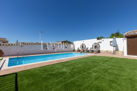 Toledo. Casa rural en venta. Méntrida. Ruta del Vino.