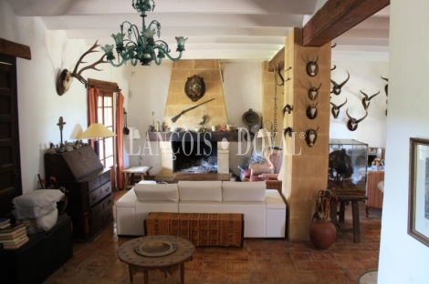 Dénia. Proyecto hotelero en venta en una finca histórica. 