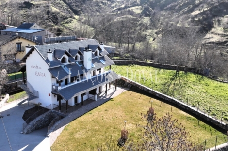 León. Apartamentos turísticos en venta. Babia. Torrebarrio Peña Ubiña