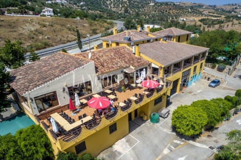 Camping y restaurante en venta. La Axarquía. Málaga