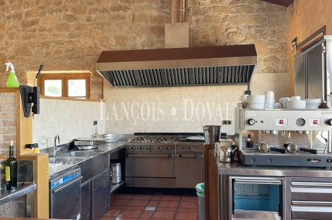 Bodega en Venta. D.O. Navarra. Zona de eventos y enoturismo. 