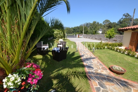 Noja. Cantabria. Casona con apartamentos turísticos en venta