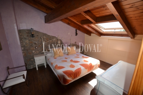 Noja. Cantabria. Casona con apartamentos turísticos en venta