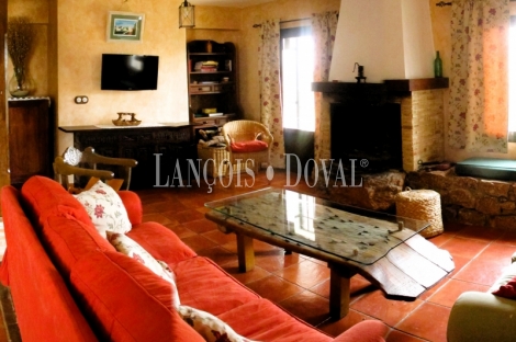 Cortijo con alojamiento turístico rural en venta. Las Lagunas de Ruidera, Ciudad Real. 