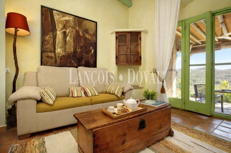 Cortijo con alojamiento turístico en venta en el Parque Natural de Cabo de Gata–Níjar