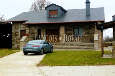 Casa rústica con encanto en venta. Sagallos de la Carballeda. Sierra de la Culebra