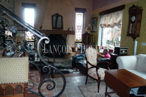 Casa rústica con encanto en venta. Sagallos de la Carballeda. Sierra de la Culebra