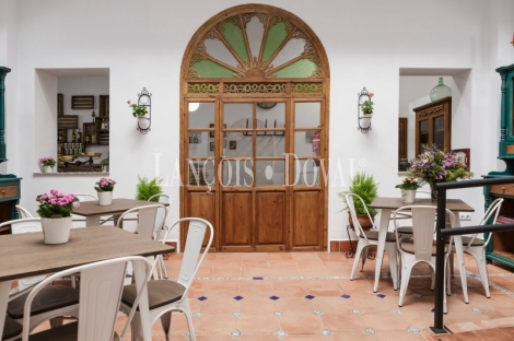 Sevilla. Hotel rural con encanto y restaurante en venta en la Sierra Norte. El Pedroso