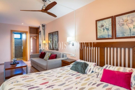 Bierge. Hotel rural con encanto en venta. Somontano. Sierra de Guara Huesca