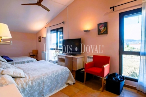 Bierge. Hotel rural con encanto en venta. Somontano. Sierra de Guara Huesca