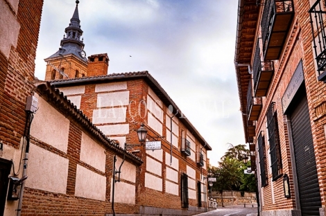 Navalcarnero. Un edificio histórico en venta con restaurante en funcionamiento.