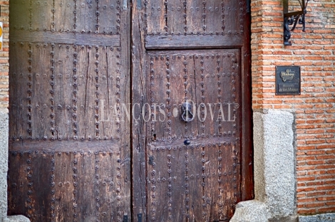 Navalcarnero. Un edificio histórico en venta con restaurante en funcionamiento.