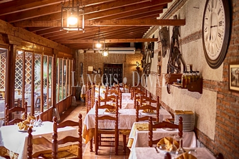 Navalcarnero. Un edificio histórico en venta con restaurante en funcionamiento.