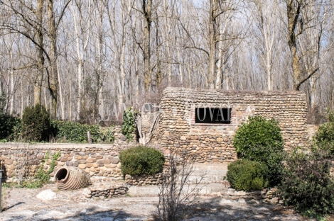 León. Molino histórico del siglo XV en venta con alojamiento rural en Villacelama