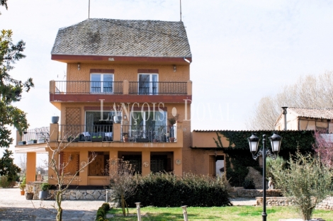 León. Molino histórico del siglo XV en venta con alojamiento rural en Villacelama