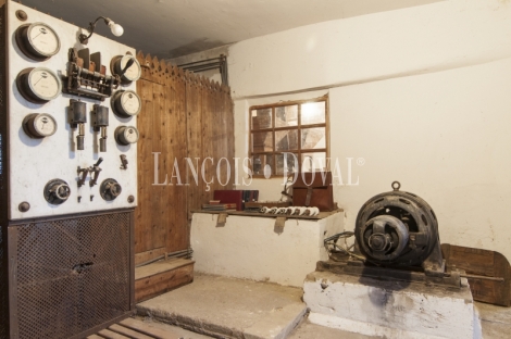 León. Molino histórico del siglo XV en venta con alojamiento rural en Villacelama