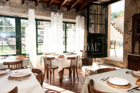 Costoia A Coruña. Venta Casa rural con encanto a cinco minutos de Santiago de Compostela