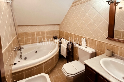 Costoia A Coruña. Venta Casa rural con encanto a cinco minutos de Santiago de Compostela