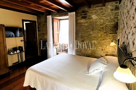 Costoia A Coruña. Venta Casa rural con encanto a cinco minutos de Santiago de Compostela