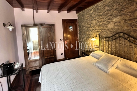 Costoia A Coruña. Venta Casa rural con encanto a cinco minutos de Santiago de Compostela