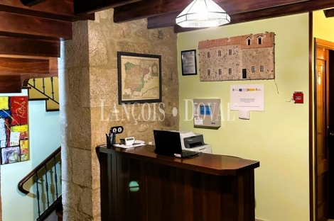 Costoia A Coruña. Venta Casa rural con encanto a cinco minutos de Santiago de Compostela