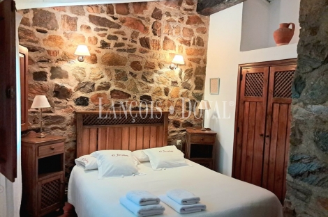 Cáceres. Complejo turístico rural en venta. Valencia de Alcántara. 