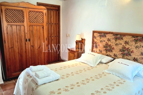 Cáceres. Complejo turístico rural en venta. Valencia de Alcántara. 