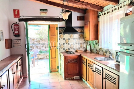 Cáceres. Complejo turístico rural en venta. Valencia de Alcántara. 