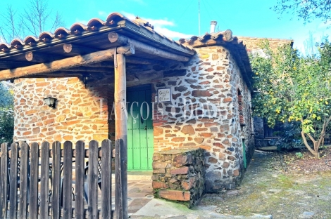 Cáceres. Complejo turístico rural en venta. Valencia de Alcántara. 