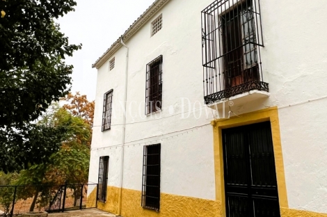 Finca olivar y cortijo en venta en La Sierra del Segura. Jaén. 