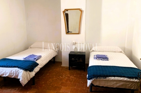 Finca olivar y cortijo en venta en La Sierra del Segura. Jaén. 