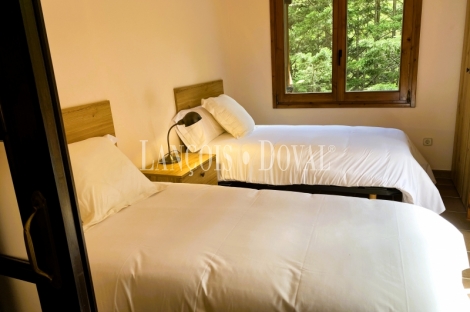 Chalet de montaña en venta en el Ripollès: una propiedad singular con espectaculares vistas y máxima privacidad