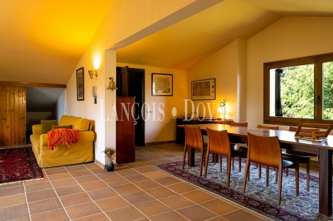 Chalet de montaña en venta en el Ripollès: una propiedad singular con espectaculares vistas y máxima privacidad