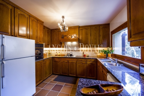 Chalet de montaña en venta en el Ripollès: una propiedad singular con espectaculares vistas y máxima privacidad