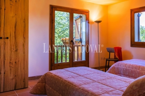 Chalet de montaña en venta en el Ripollès: una propiedad singular con espectaculares vistas y máxima privacidad