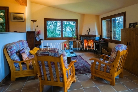 Chalet de montaña en venta en el Ripollès: una propiedad singular con espectaculares vistas y máxima privacidad