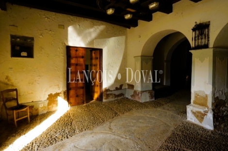 Casa palacio del siglo XVIII en venta en Villavicencio de los Caballeros, Valladolid