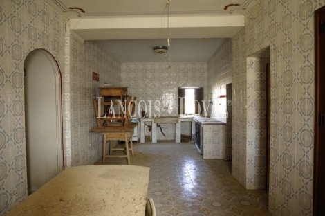 Casa palacio del siglo XVIII en venta en Villavicencio de los Caballeros, Valladolid