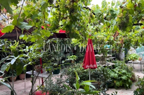 Restaurante en venta con vivienda en Villacedré, León: negocio de hostelería equipado y listo para continuar la actividad