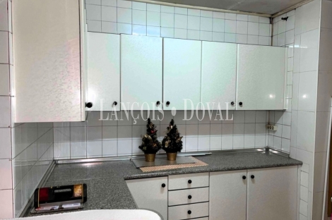 Restaurante en venta con vivienda en Villacedré, León: negocio de hostelería equipado y listo para continuar la actividad