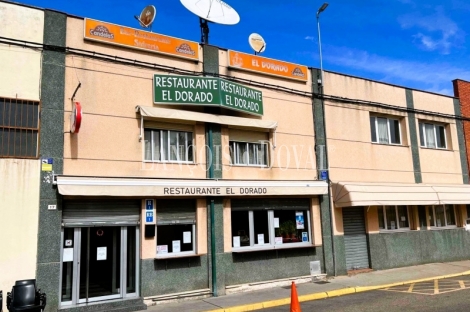 Restaurante en venta con vivienda en Villacedré, León: negocio de hostelería equipado y listo para continuar la actividad