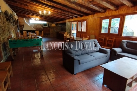 Antiguo molino en venta en Guadalajara: albergue rural con encanto, historia y amplios espacios para el ocio y los eventos