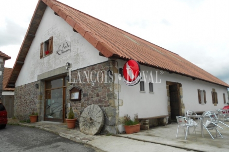 Roncesvalles. Navarra Casa rural y restaurante en venta. Camino Santiago.