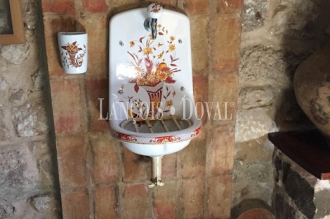 Soria. Casa rural en venta o alquiler. Antigua posada real