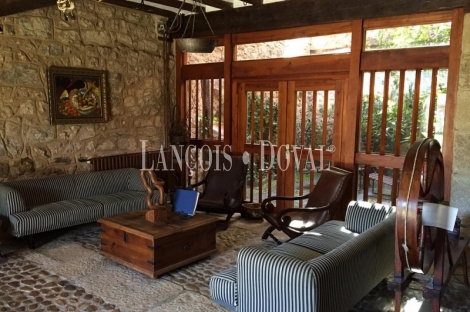 Soria. Casa rural en venta o alquiler. Antigua posada real
