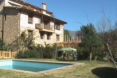 Caceres. Hotel rural en venta