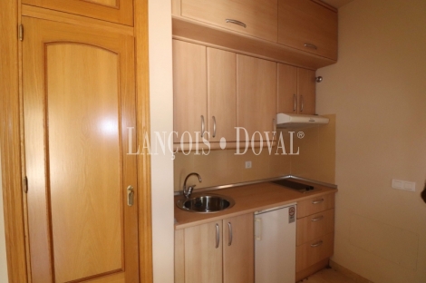 Senior Resort en venta a estrenar. Málaga. Conjunto residencial 64 apartamentos. 