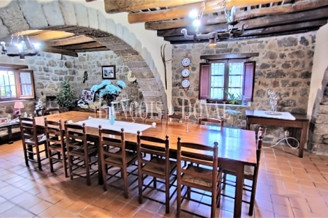 Masia histórica en venta junto a la Costa Brava. Llagostera. Girona